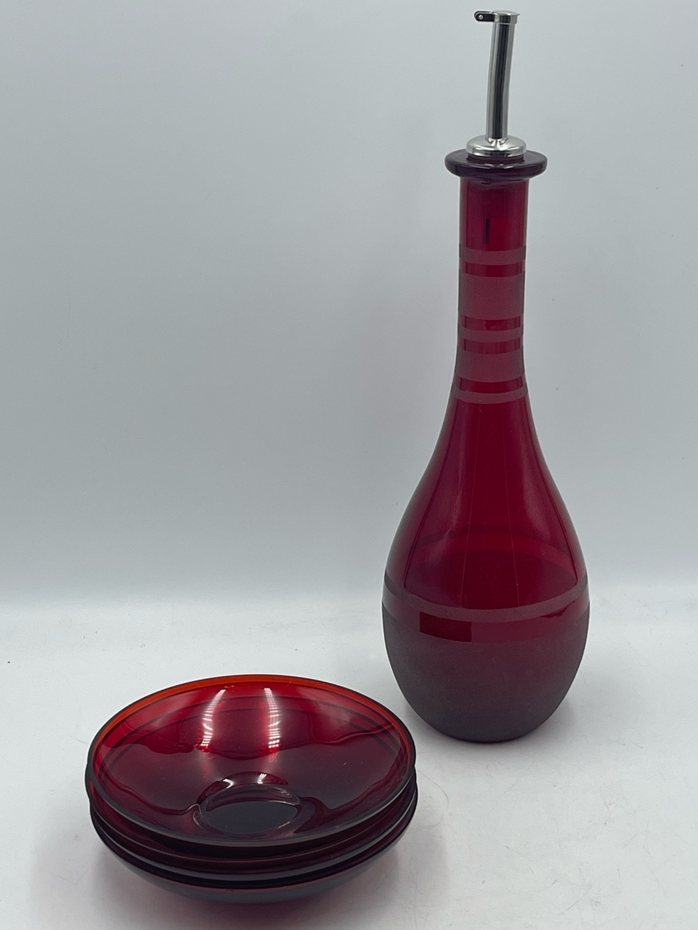 Bombay Company: Vintage Buenos Aires Olive Oil Bottle Stopper & Dipping Bowl Set - Picture 16 of 16